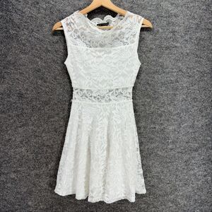 Love Chelsey Dress Women S Small White Floral Crochet Sheath Midi Lined Casual